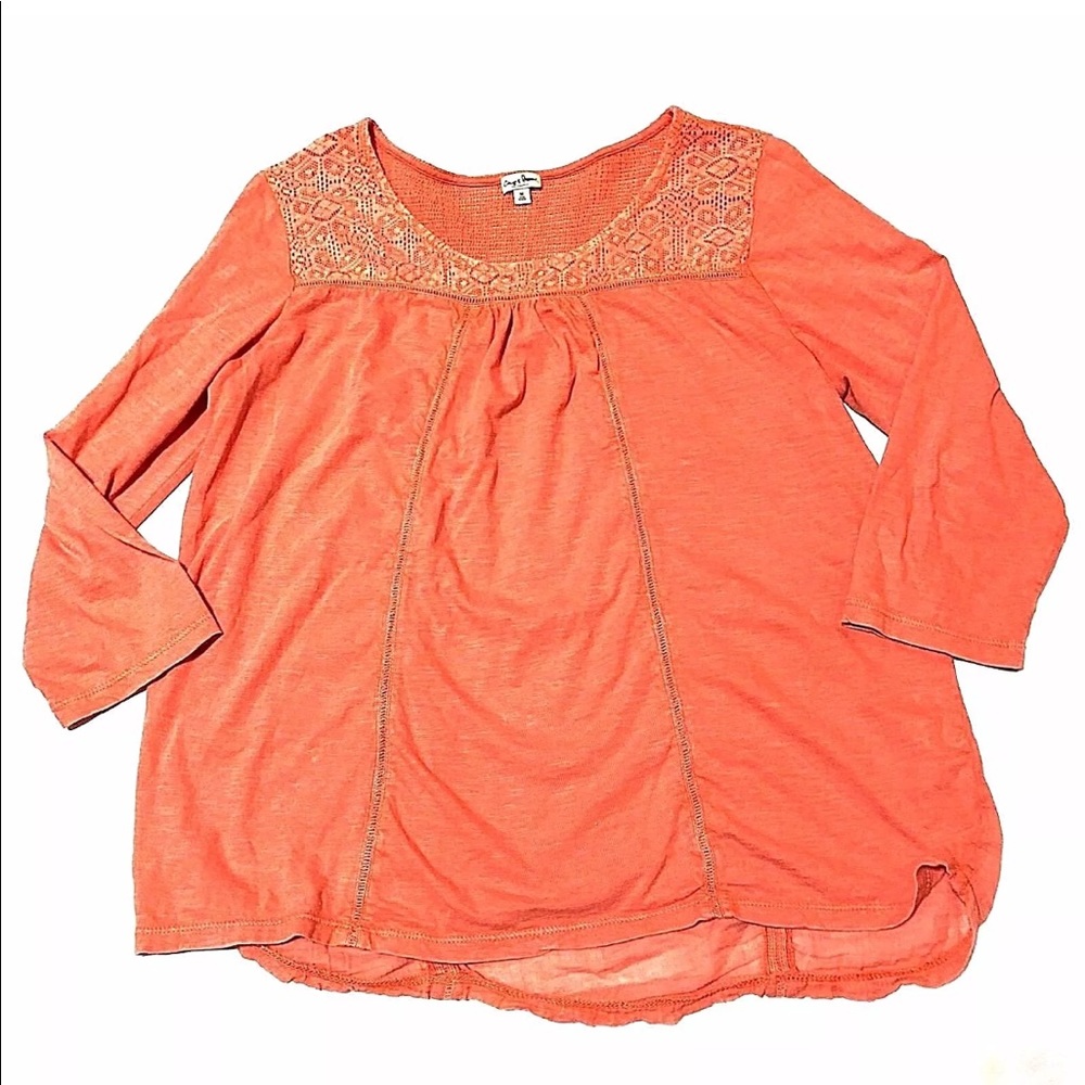 ⬇️ $35 Anthropologie Chip Pepper crochet trim top